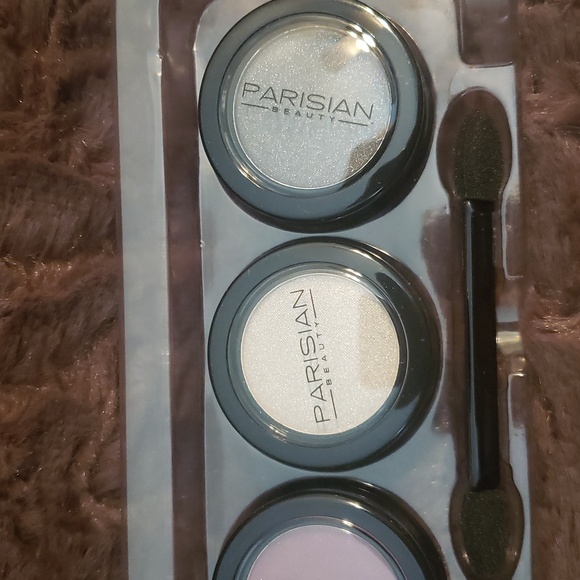 Parisian Eye shadow set - Picture 3 of 8